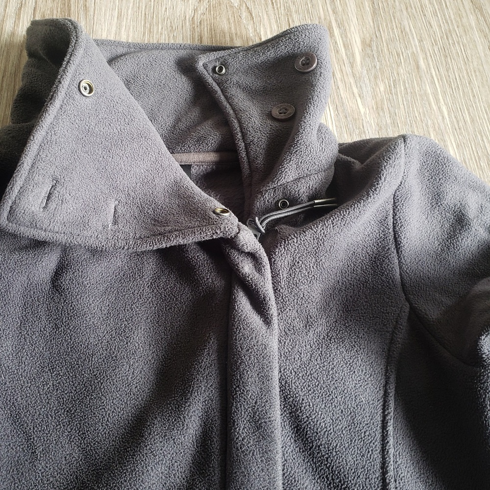 Bench asymmetrical zip up - Picture 4 of 6